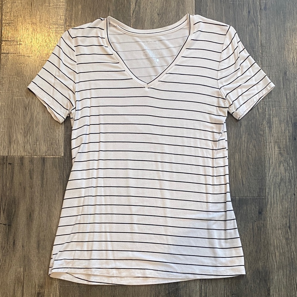 Apt. 9 Cream and Black Striped V-Neck Tee